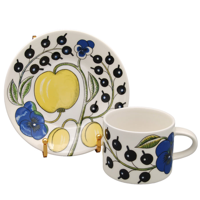 Arabia Paratiisi Tea Cup, made in finland