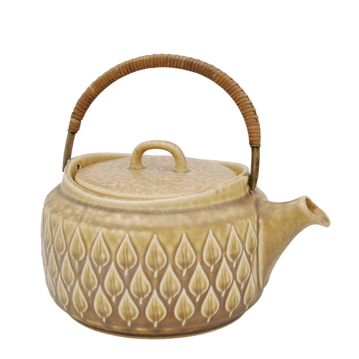 J.H. Quistgaard Relief Teapot Round, vintage